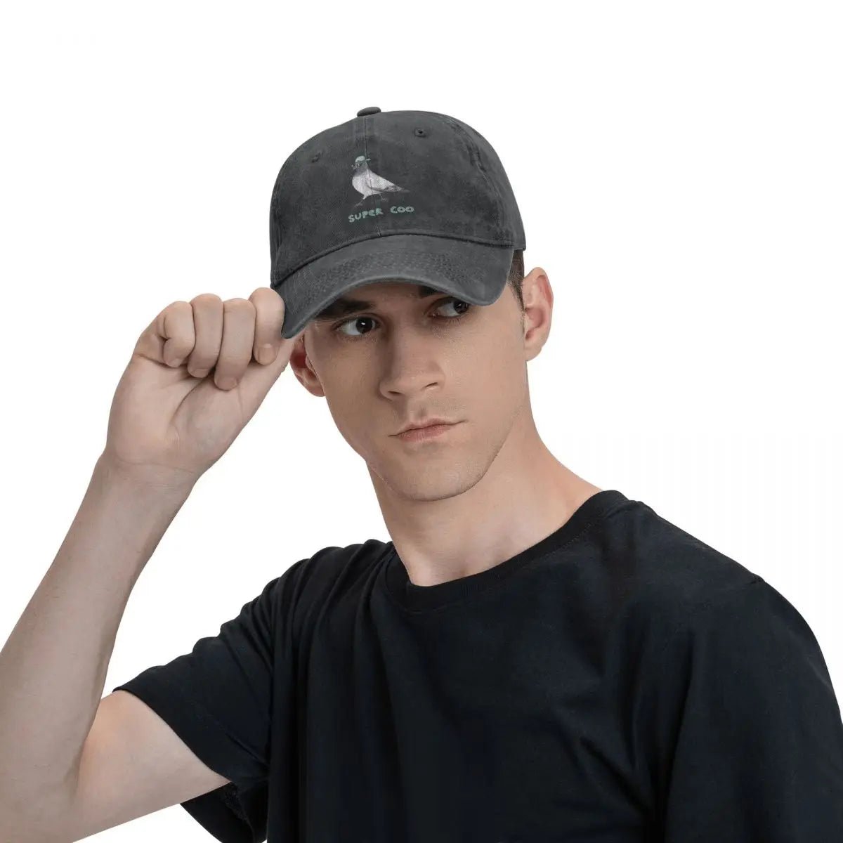 Pigeon Logo Denim Baseball Cap: A Casual and Stylish Style for Everyone!